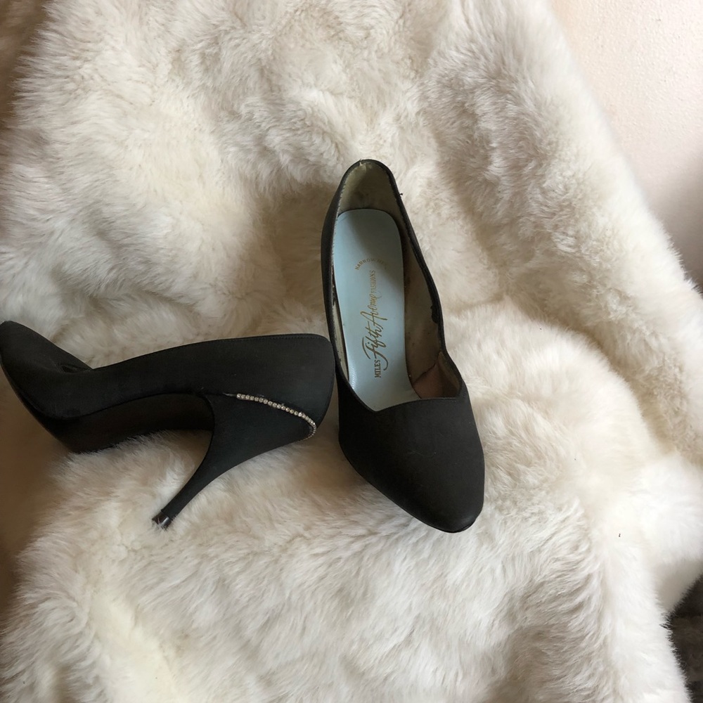Vintage black occasion heels